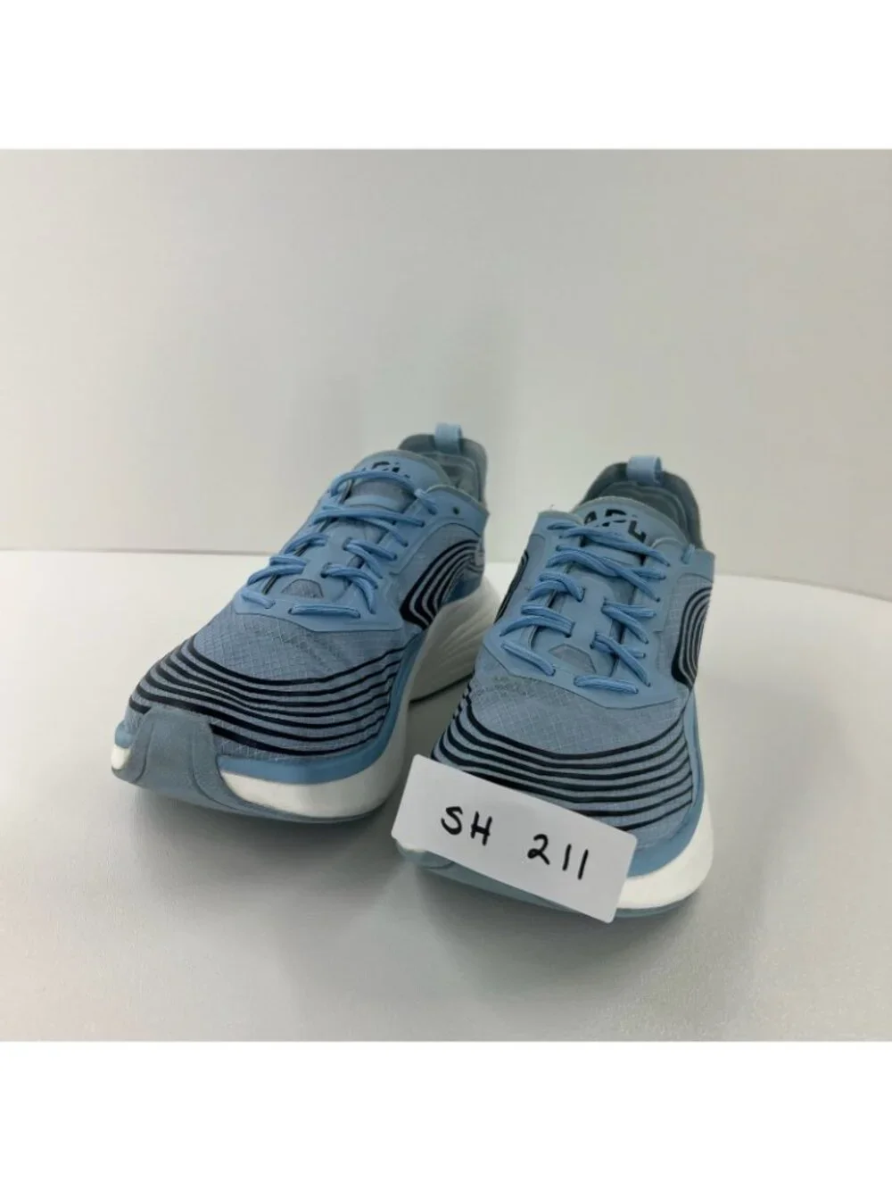 APL TechLoom Streamline Running Shoes Womens 9 Low Top Sneakers 0821XC Ice Blue